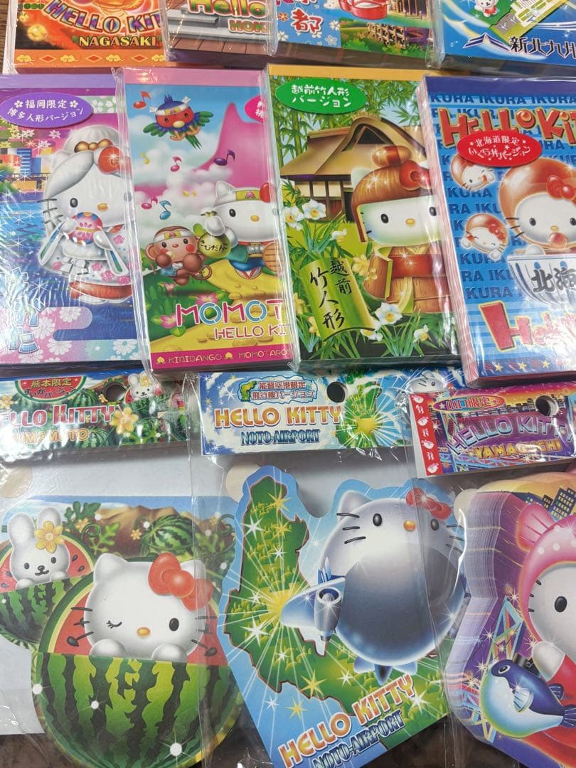 ハローキティ ご当地メモ帳 14点