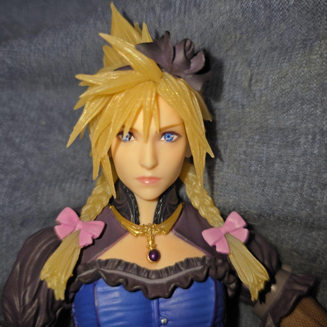 FF VII リメイク PLAY ARTS改 クラウド ドレス Verフィギュア