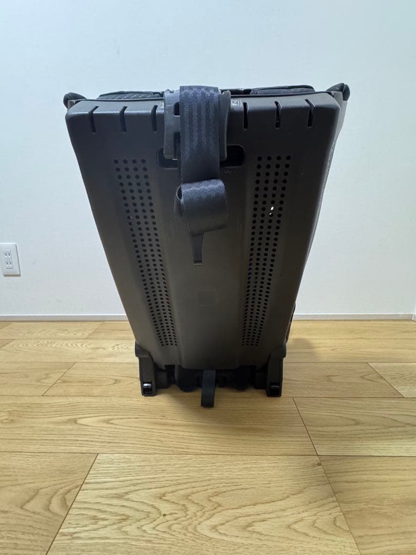 エールベベ パパット グランス ISOFIX ジュニアシート カーボンブラック