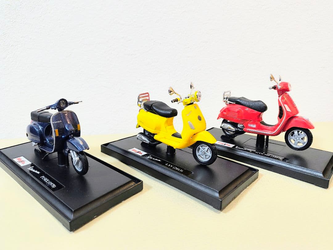 Vespa ミニカー 6台セット 1/18 スケール