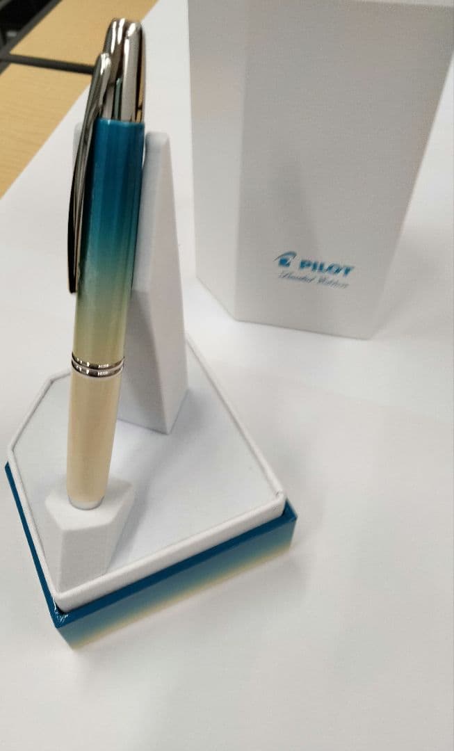 最終値下げ!パイロット　2024キャップレス限定 シーショア 万年筆　細字