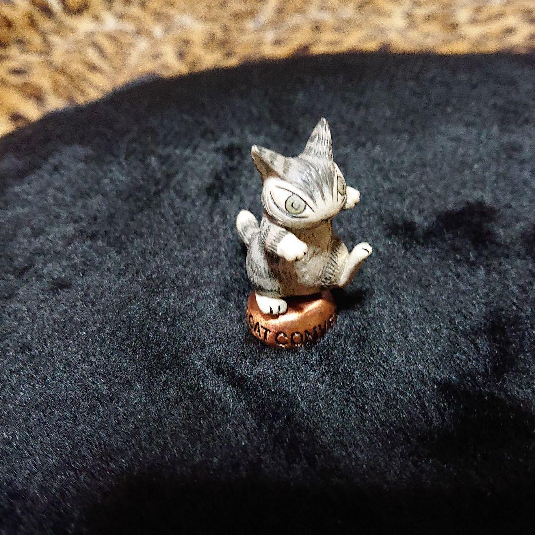 陶器製猫フィギュア わちふぃーるど