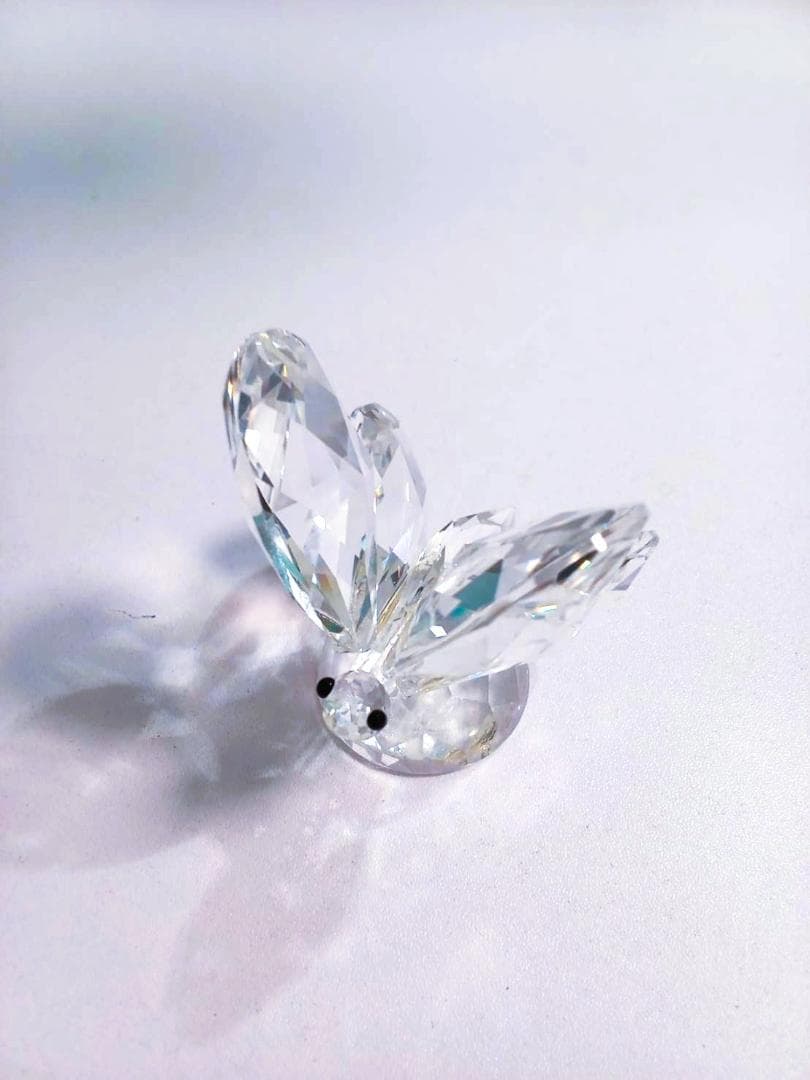 旧製法の魅力！虹色の輝き/バタフライ旧スワロフスキービンテージ・（箱付製品番号）