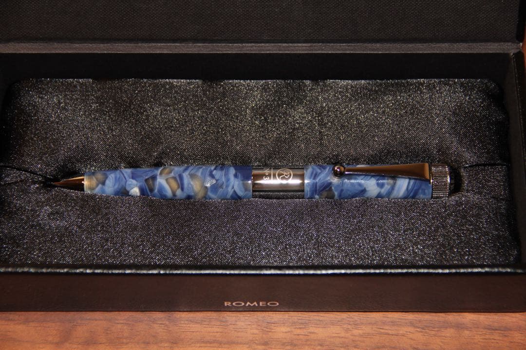 伊東屋ROMEO No.3 エレメント　太軸　ロメオ　ナンバー3