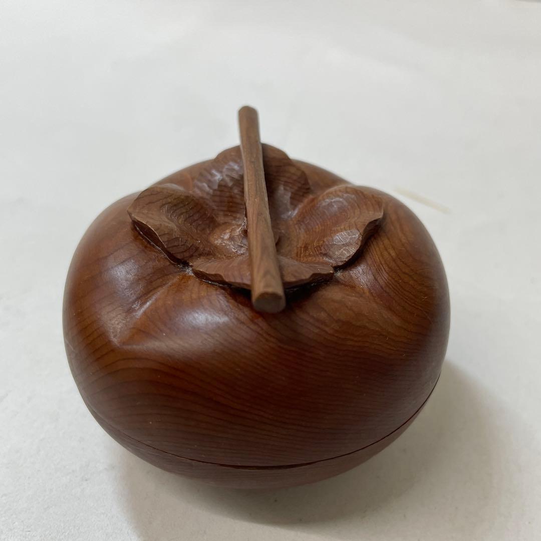 木製 香合 太江勝山作 香道具 茶道具 一位の木で一刀彫りです 柿 置物