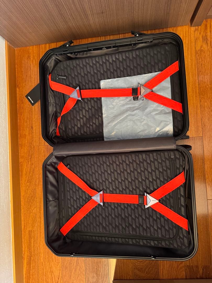 【黒蝶】AMG ブラック ストライプキャリーケース 中型