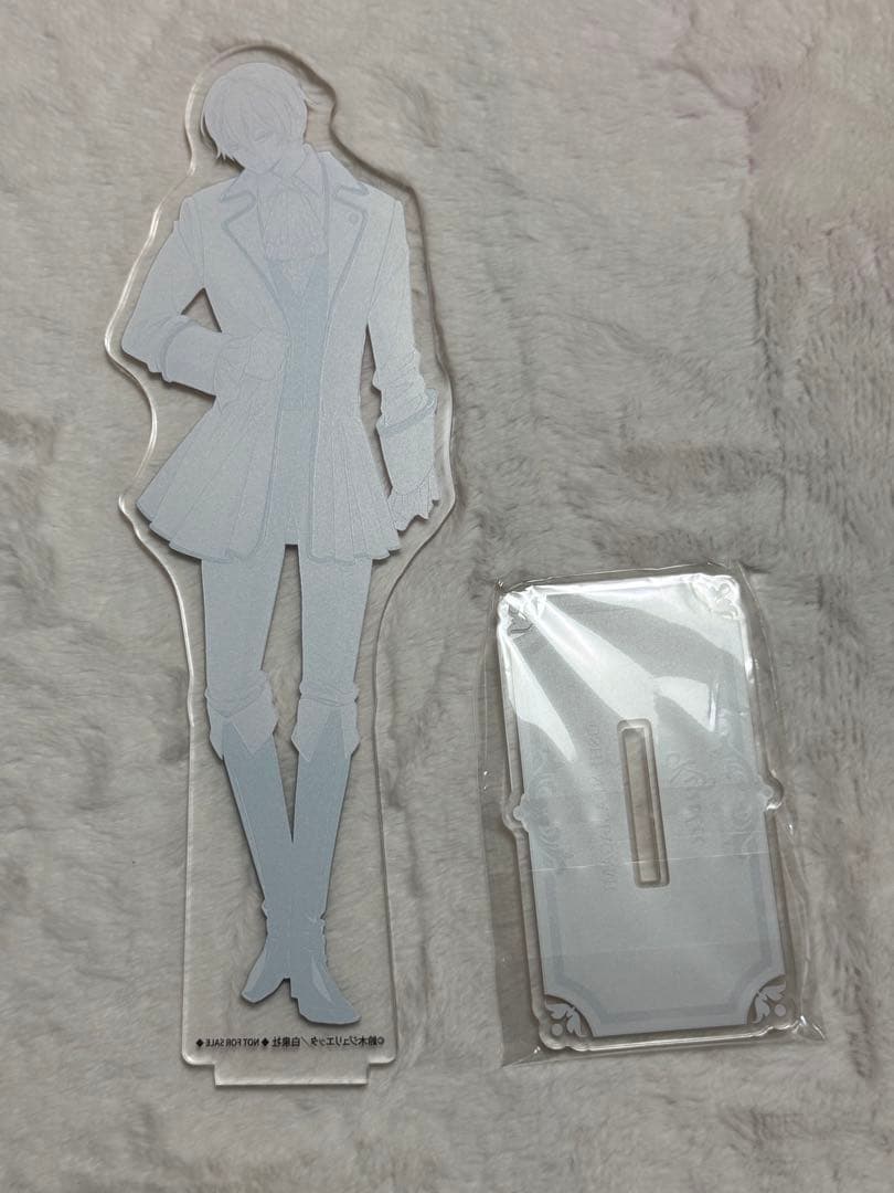 推しに甘噛み　A賞 特大アクリルスタンド　鈴木ジュリエッタ