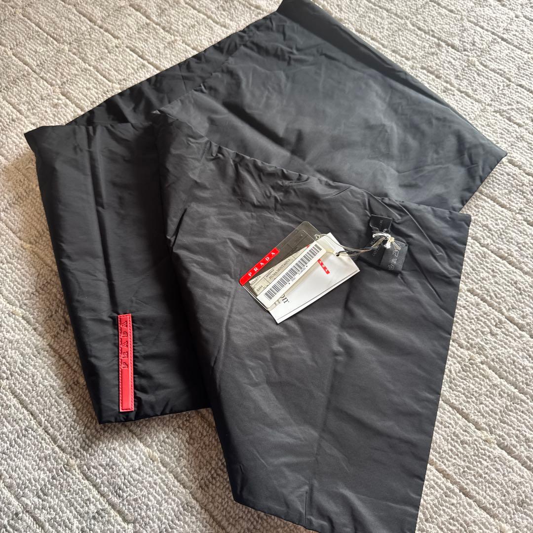 PRADA ブラック レッグウォーマー ナイロンマフラー