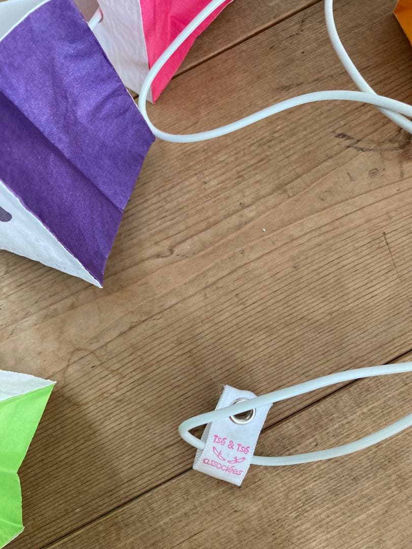 ツェツェアソシエのキュービストライト