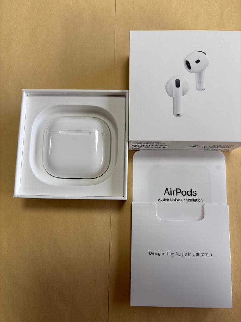 【中古】AirPods（第4世代）　ノイキャン付き
