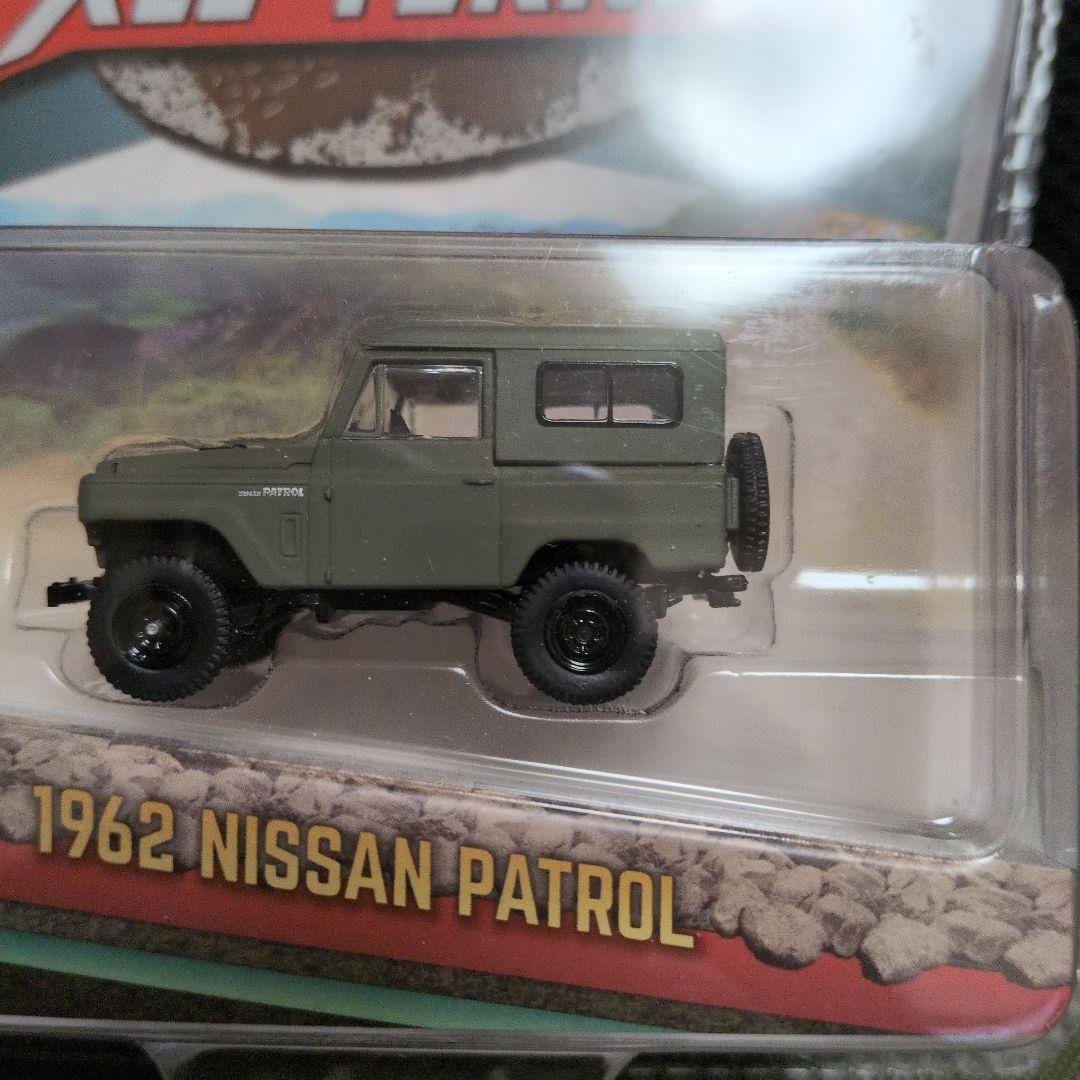 GREENLIGHT 1980 NISSAN PATROL スモーキー・ベア