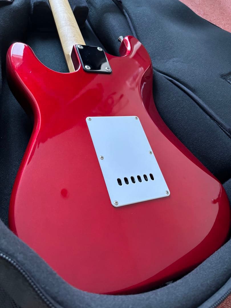 SELDER ストラトキャスタータイプ 赤 フェンダー