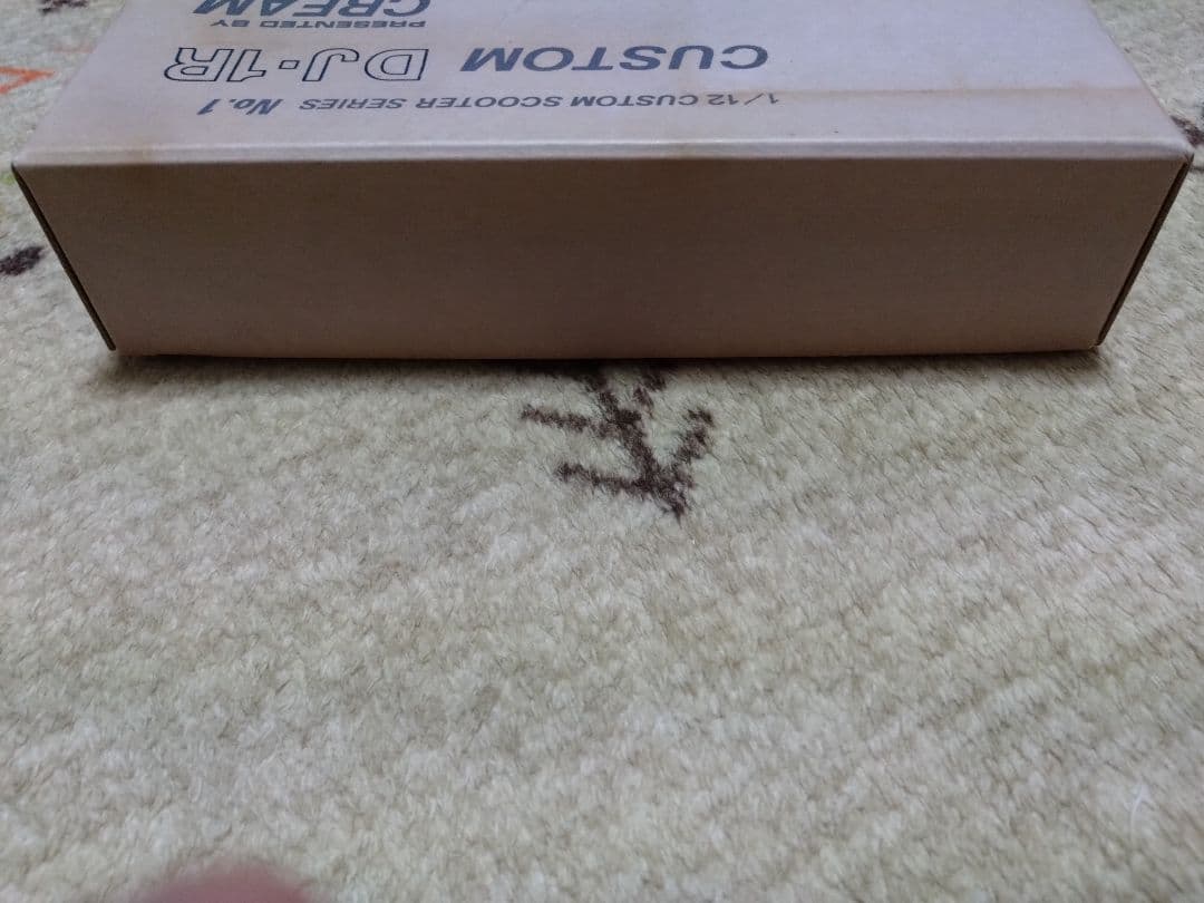 CREAM HONDA DJ-1R　レジンキット プラモデル