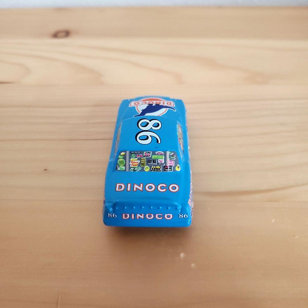 カーズ　トミカ　チック・ヒックス　DINACOタイプ　マックイーン　ミニカー