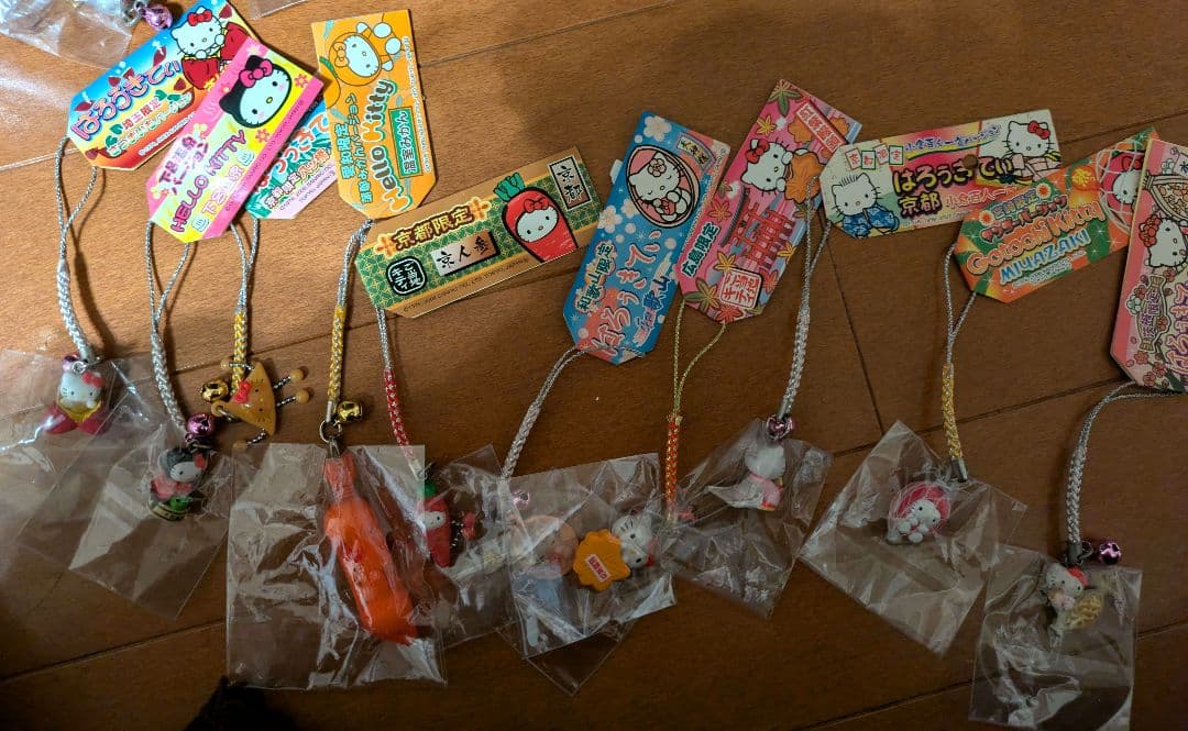 ご当地キティ 根付　80個まとめ売り レアあり