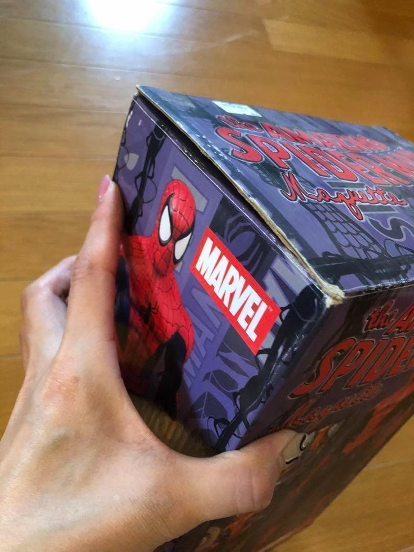 スパイダーマン　フィギュア