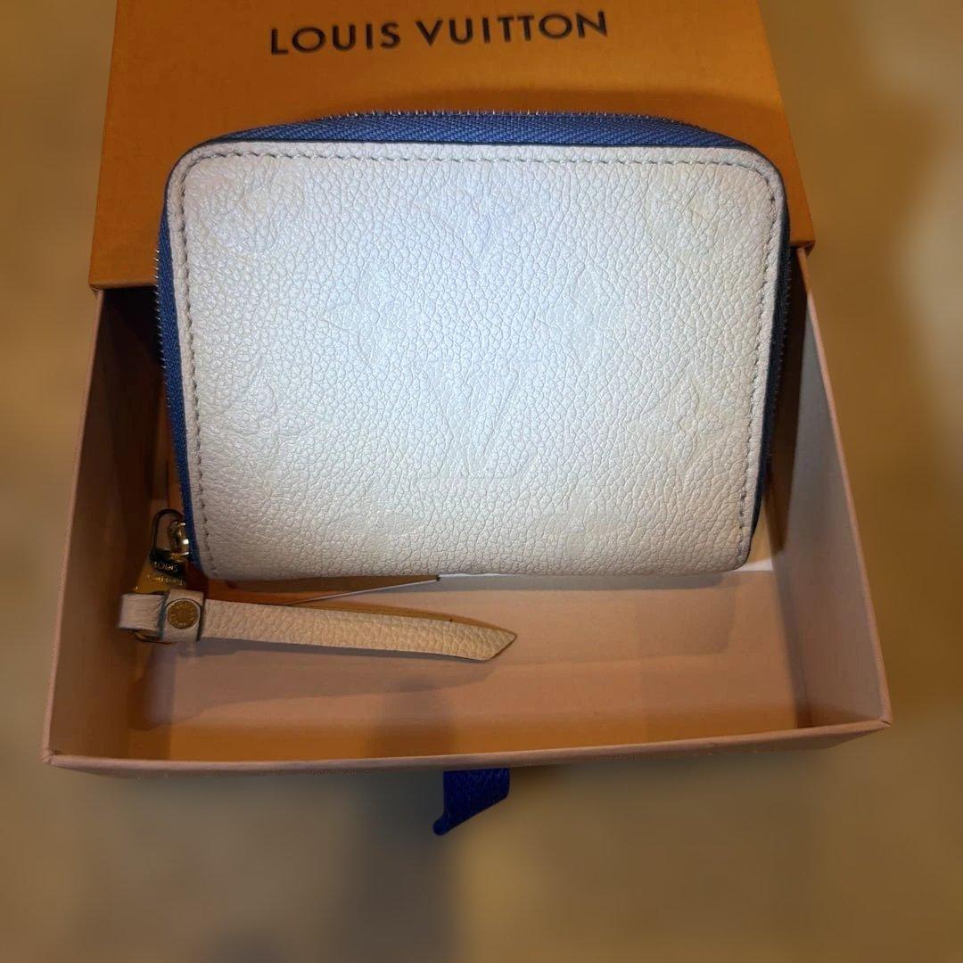 美品　限定LOUIS VUITTON ケース・小銭入れ