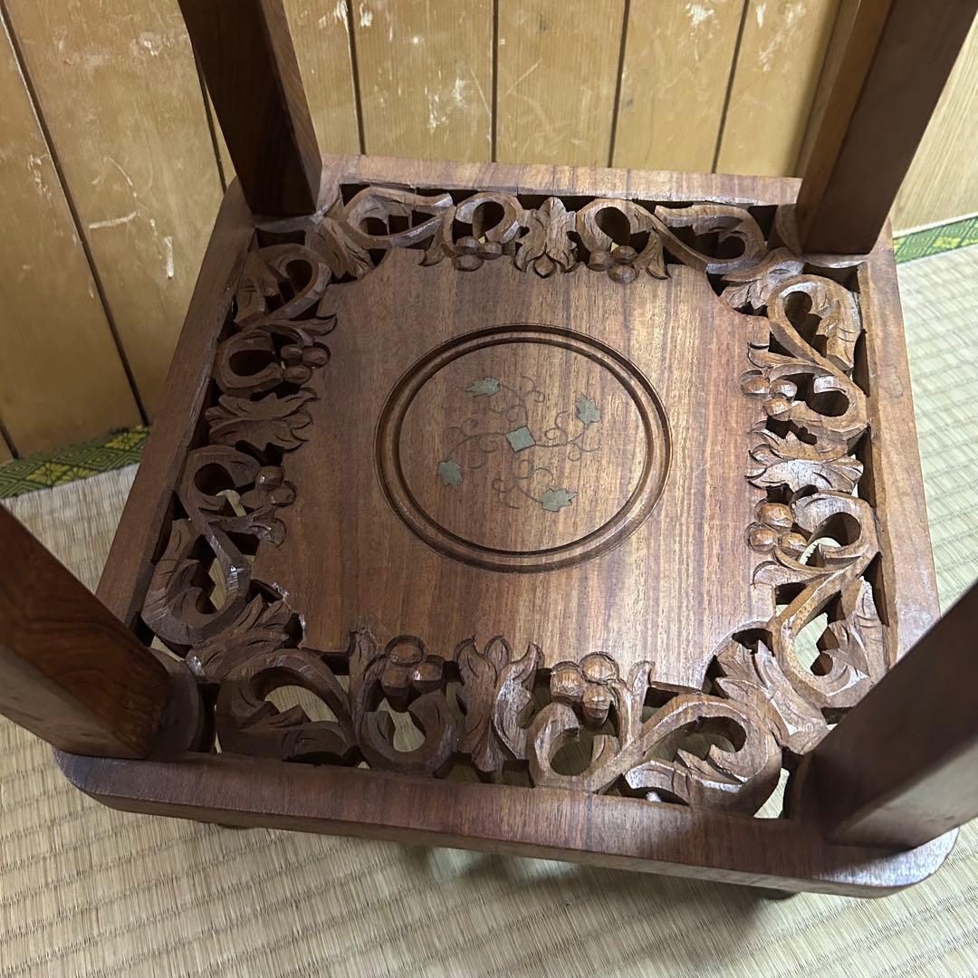 インド製 サイドテーブル ナイトテーブル　飾り台 花台 輸入家具 アンティーク