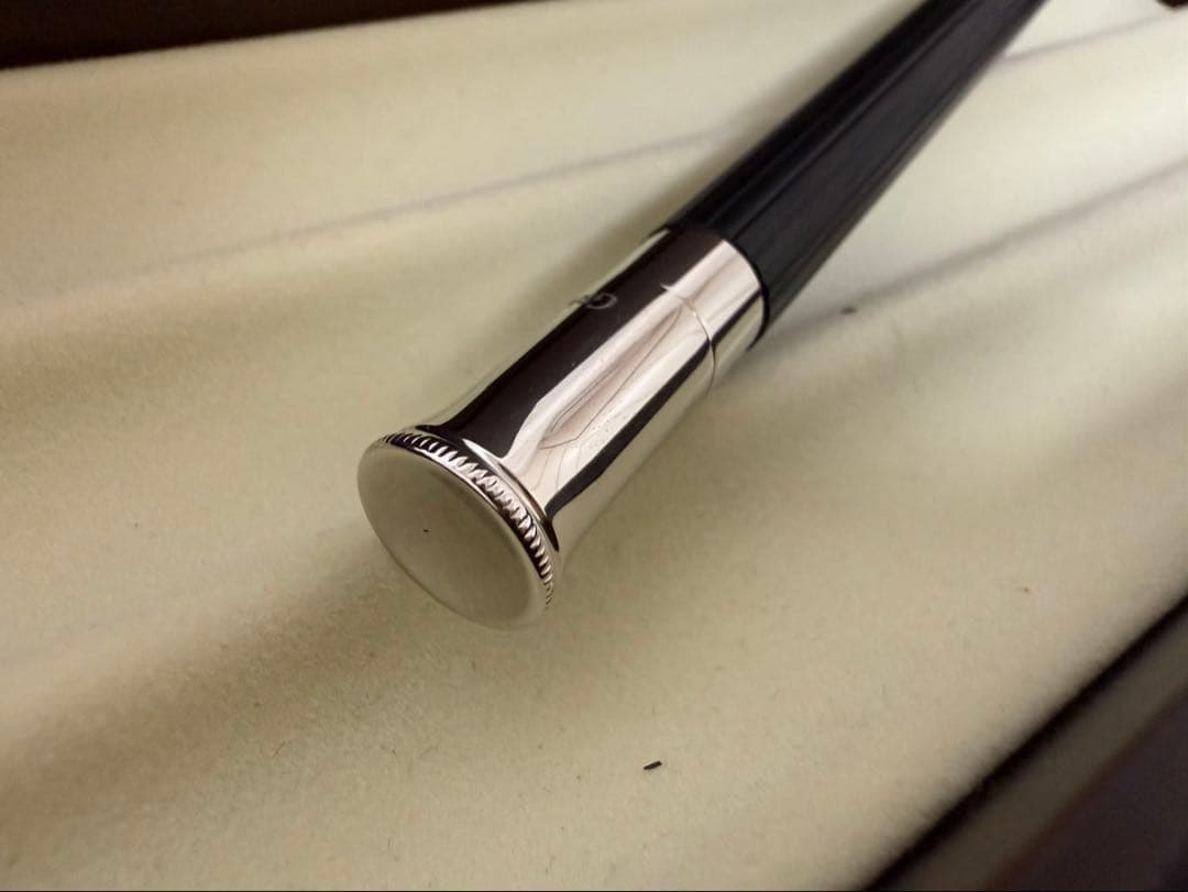 【新品・未使用】ファーバーカステル 伯爵 エボニー 0.7mm