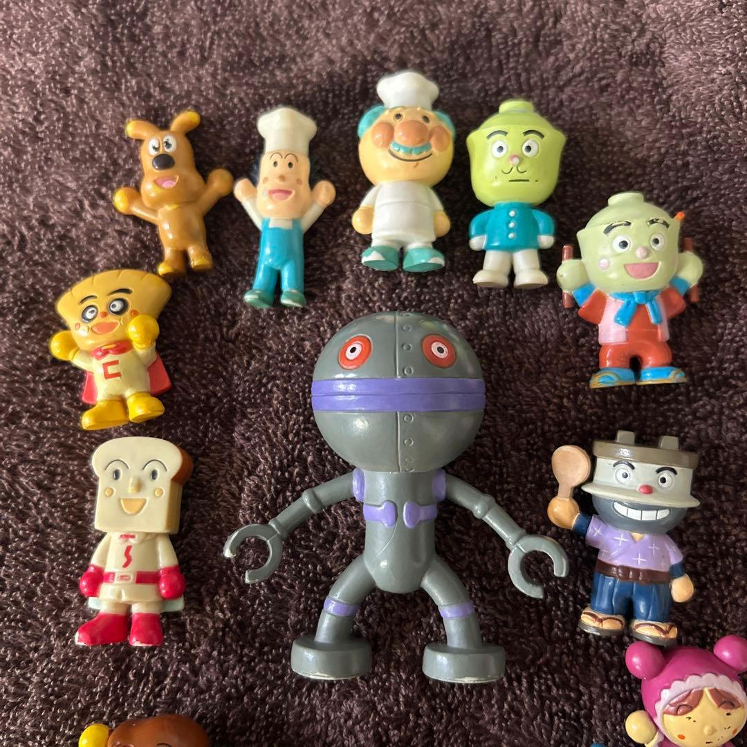 アンパンマン　フィギュア　だだんだん　ジャムおじさん　バタコさん　チーズ