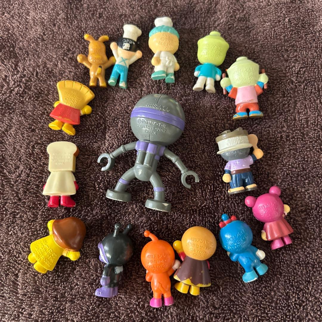 アンパンマン　フィギュア　だだんだん　ジャムおじさん　バタコさん　チーズ