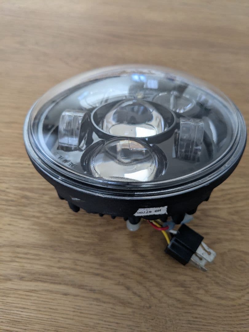 ハーレー純正　デーメーカー・LEDヘッドライト 5-3/4　スポーツスター純正