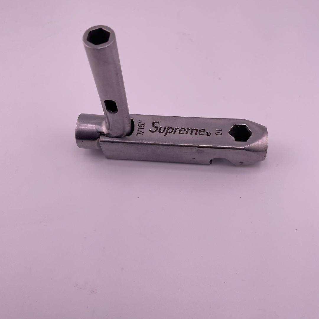 Supreme スケートボード　ツール　パイプ