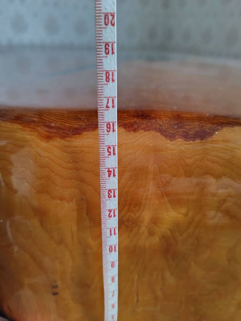 ユニークな自然木の座卓　値段相談可