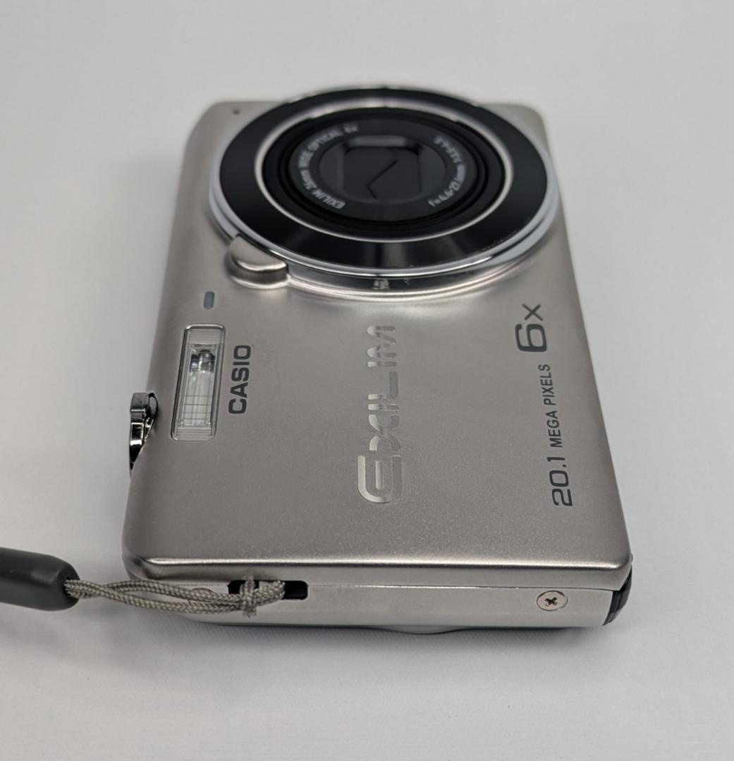 美品 CASIO EXILIM EX-ZS35 デジタルカメラ