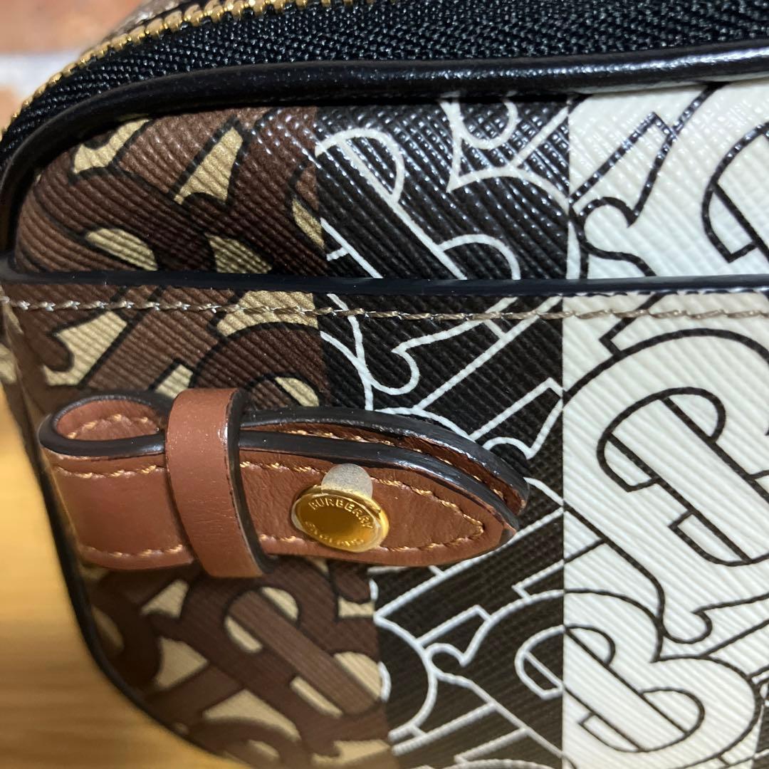 美品　バーバリーショルダーバッグ