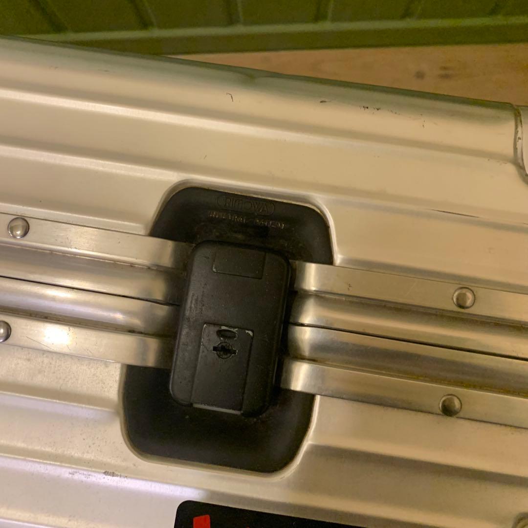 リモアスーツケース　2輪　サイドハンドル