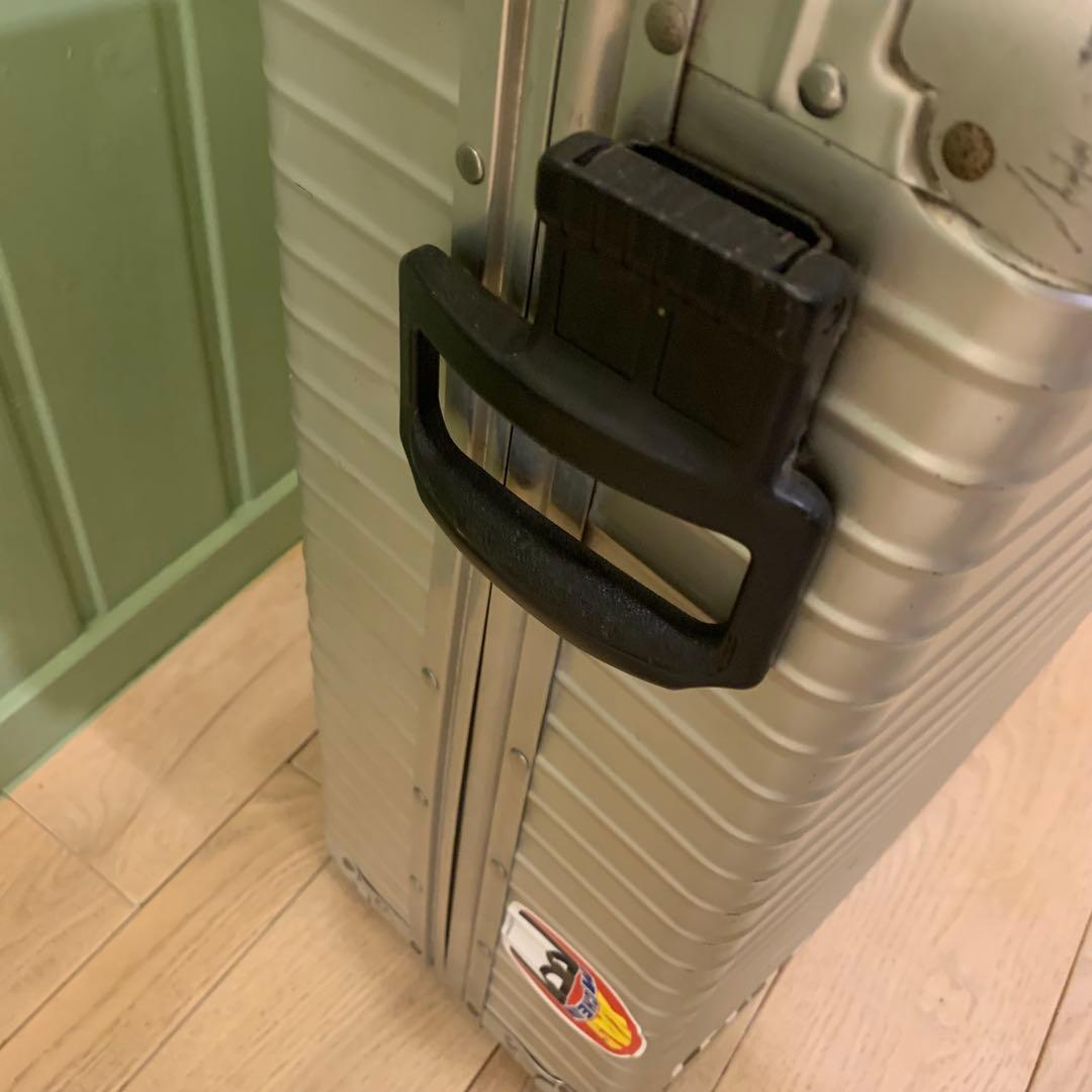 リモアスーツケース　2輪　サイドハンドル