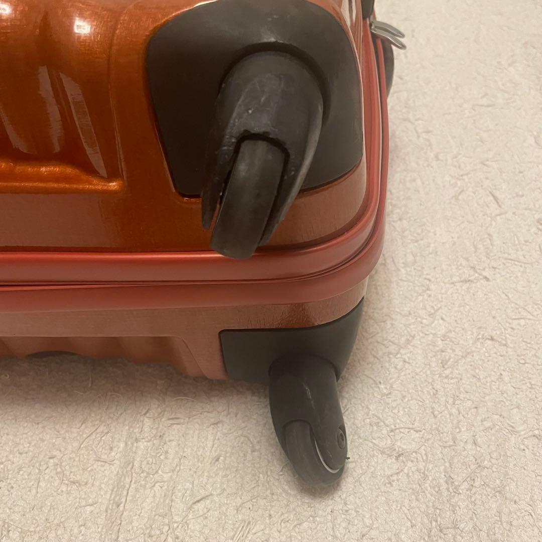 【Samsonite】状態良　送料無料 コスモライト スピナー　軽量 大容量