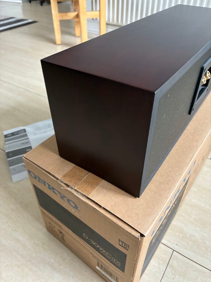 オンキョー センタースピーカー　D-309XC 美品