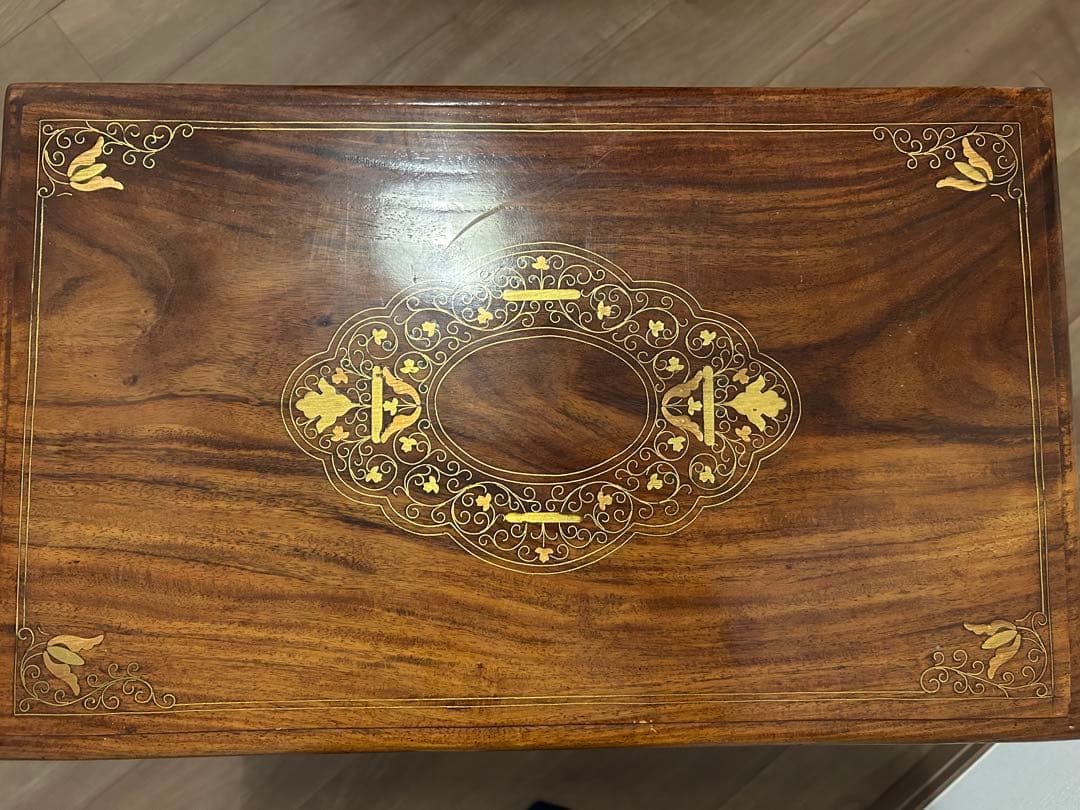 アンティーク　ネストテーブル 　象嵌　イギリス　インレイ　ヴィンテージ　入れ子