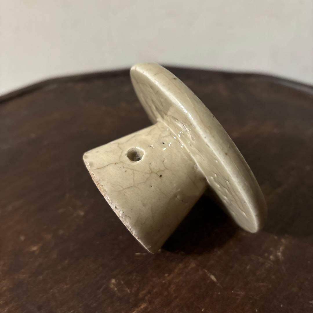 李朝餅型　④ 菓子型　白磁　堅手　韓国アンティーク　古道具　古民芸　古陶磁