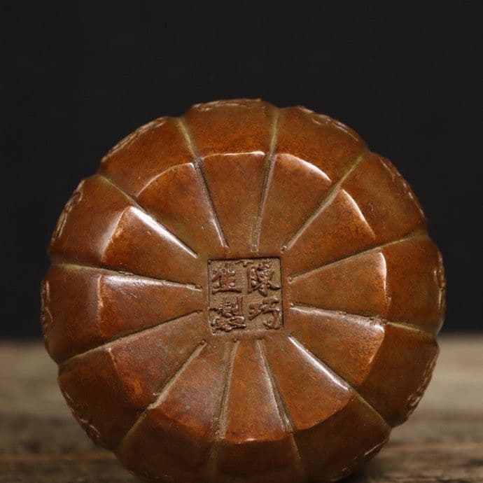 銅器 蘇工 百蝶菊帯蓋暖手炉 香炉香道具 室内香炉 装飾品 工芸品 置物