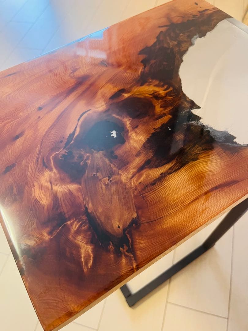 屋久杉　レジンテーブル　サイドテーブル　ソファテーブル