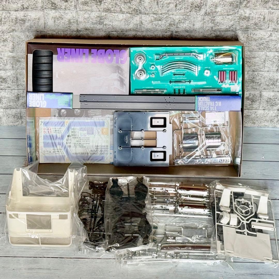 トレーラーヘッド・グローブライナー 1/14スケール電動トラックシリーズ