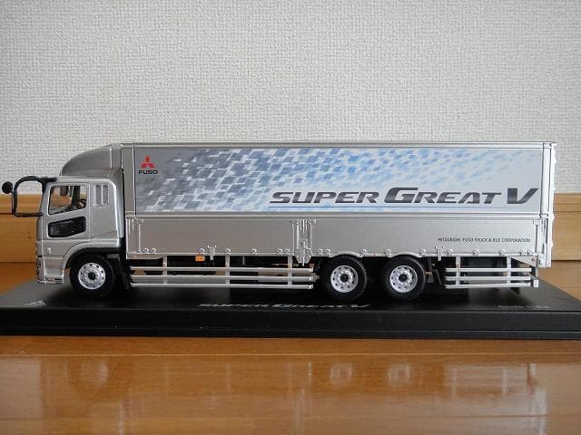 三菱ふそう　1/43　スーパーグレートV　ミニカー　ディーラー販促品