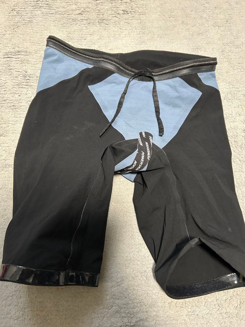 アリーナ　カーボンエア　サイズs