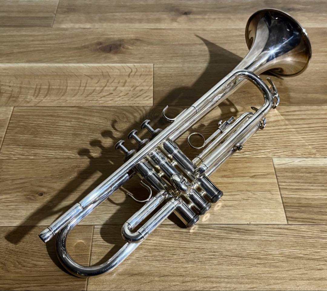 Yamaha YTR2320ES トランペット