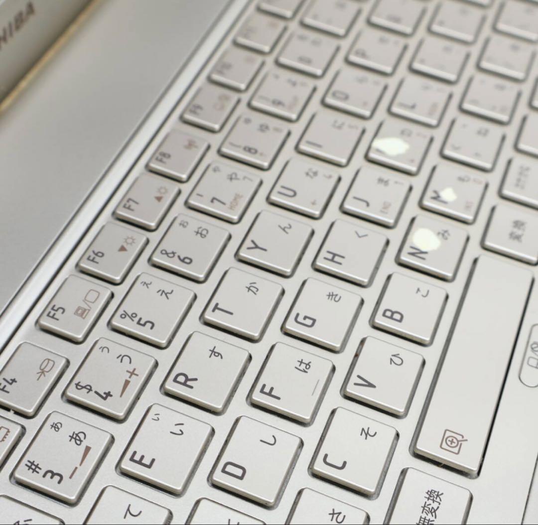 ★中古東芝 750GB メモリ8GB★R731/36DK カメラ ノートPC84
