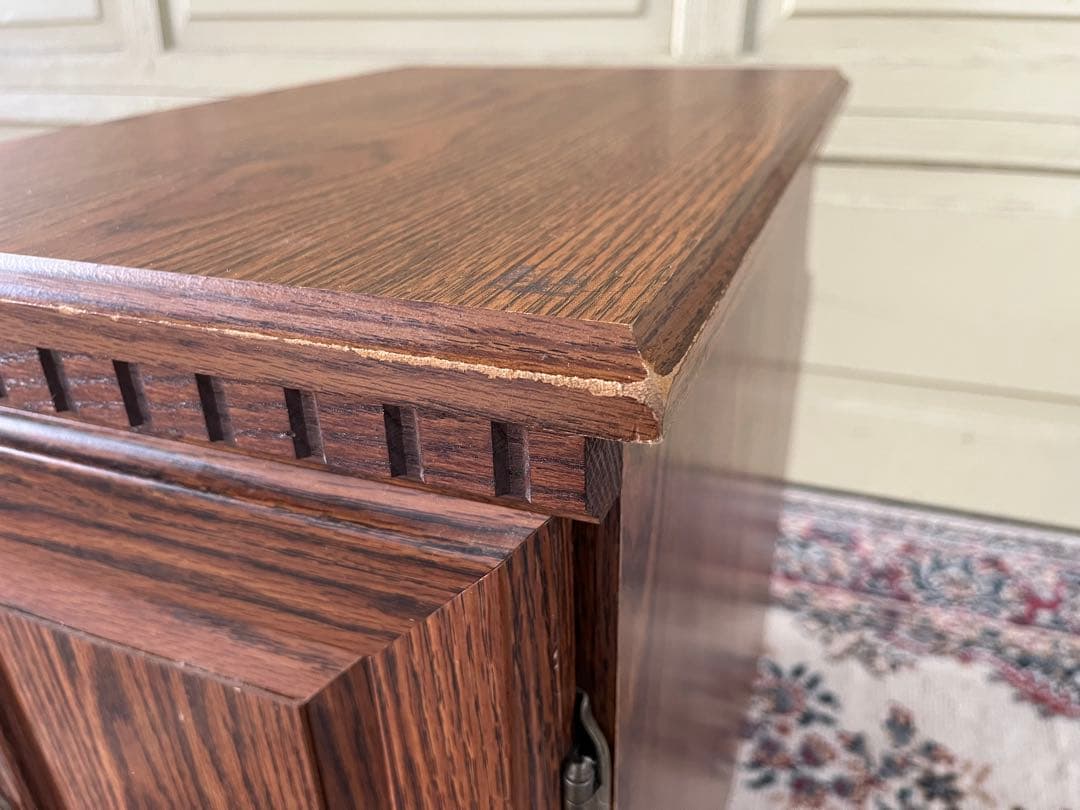 Sauder 【アメリカ老舗家具メーカー】木製マガジンラック付きキャビネット