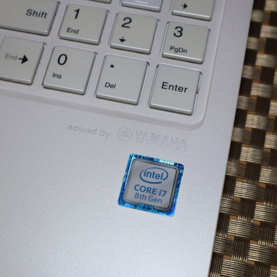 最上位Win11公式対応8世代i7/メモリ16G/新品SSD/BD/無線/カメラ