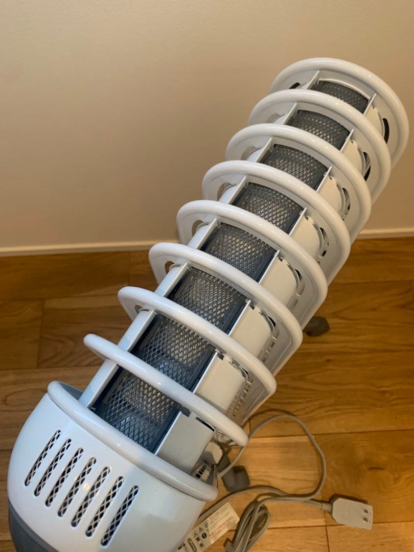 【1度使用】DeLonghi オイルヒーター　デロンギ　アミカルド