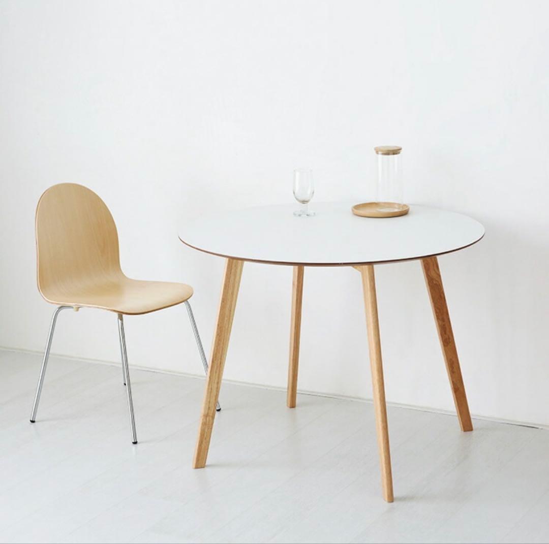 円形　ホワイト　ダイニングテーブル