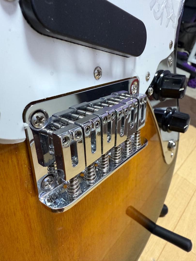 Squier Mustang エレキギター サンバースト