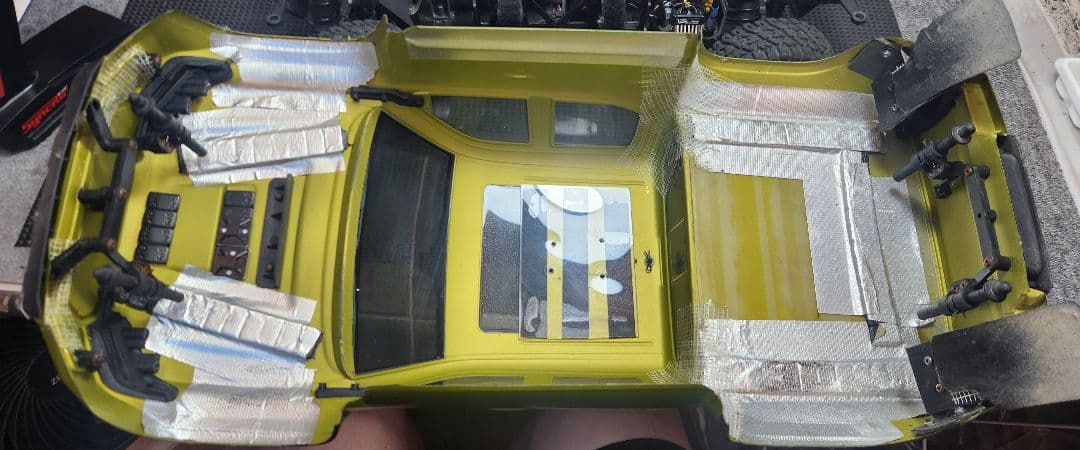 最終値下げ　京商　TACOMA 中古品