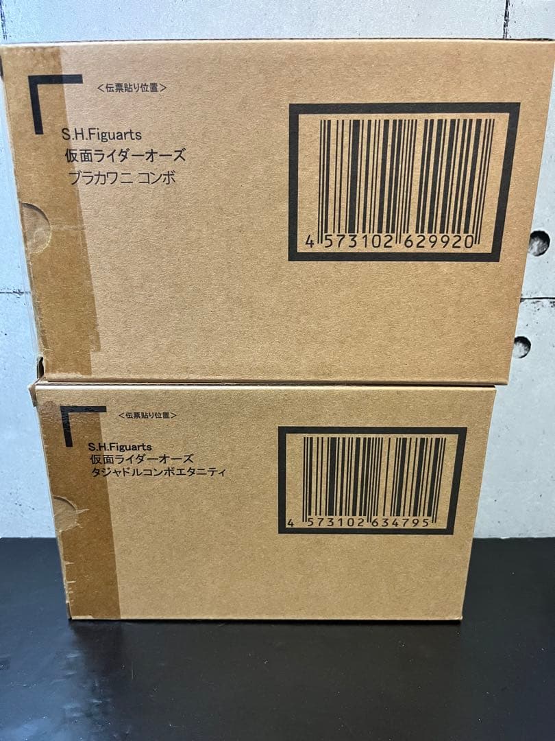 未開封 真骨彫製法仮面ライダーオーズ タジャドルコンボエタニテ＆ブラカワニコンボ